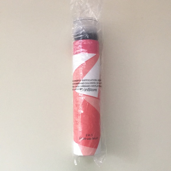 skinstore brush - Picture 1 of 1